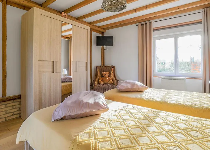 Superb With Jacuzzi *